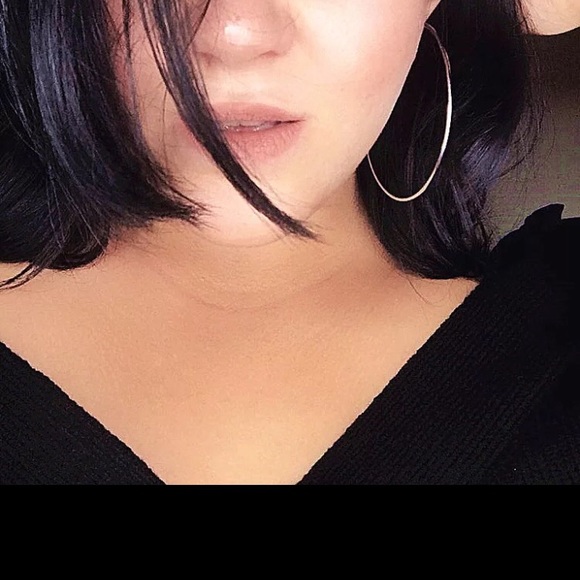 Medium 6cm Silver Hoop Earrings - Picture 3 of 4